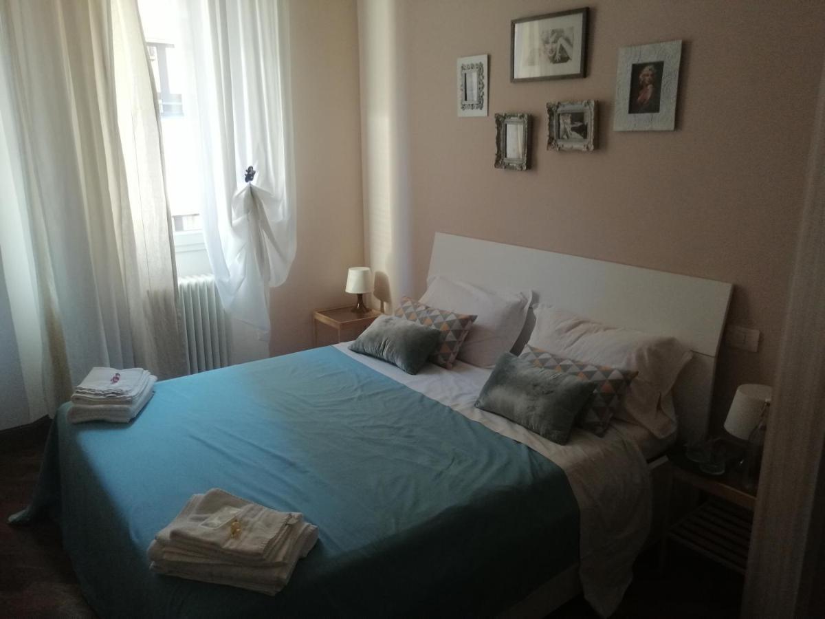Irnerio Rooms โบโลญญา ภายนอก รูปภาพ